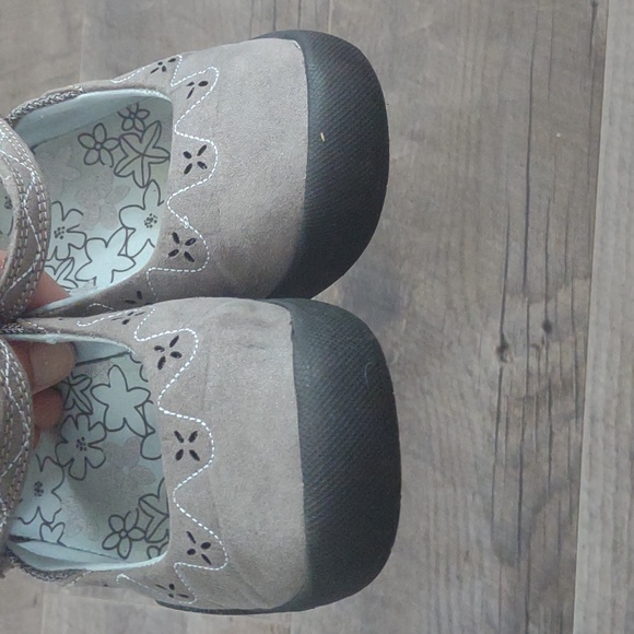 M. A. P. (MAP) Brand Mary Jane style shoe - Picture 5 of 6